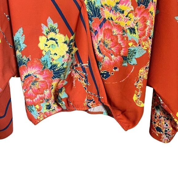 Flying tomato floral patterned blouse. Size xs - Picture 4 of 7